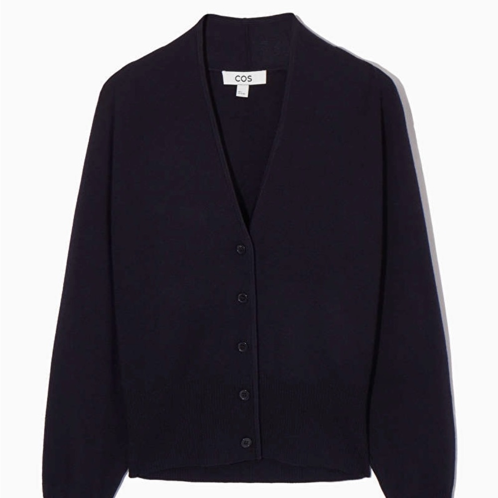 Waisted knit cardigan